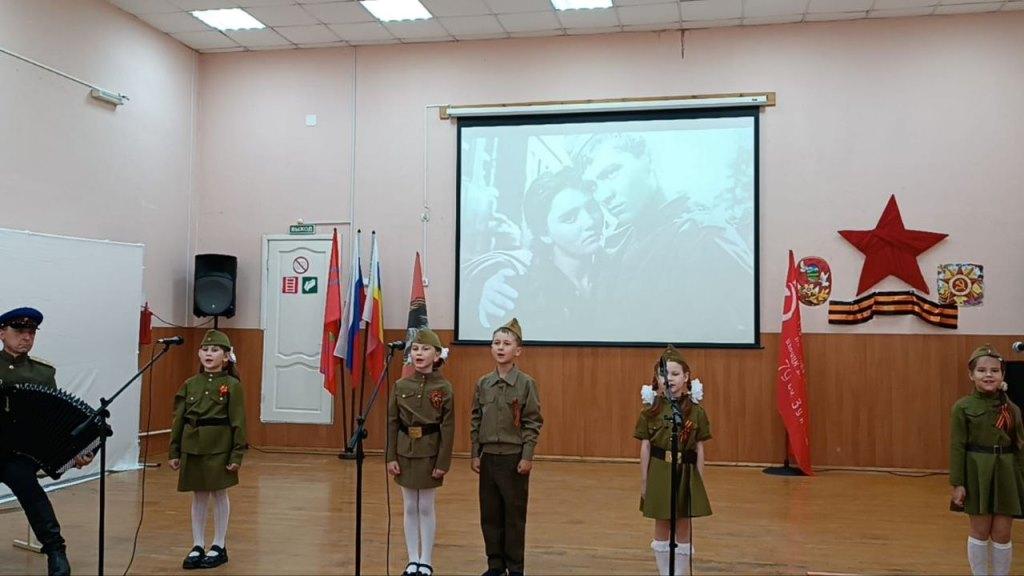 Участие в фестивале инсценированной песни военных лет «Песня – спутница Победы»